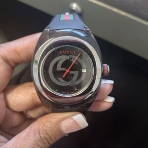 Authentic Gucci sync